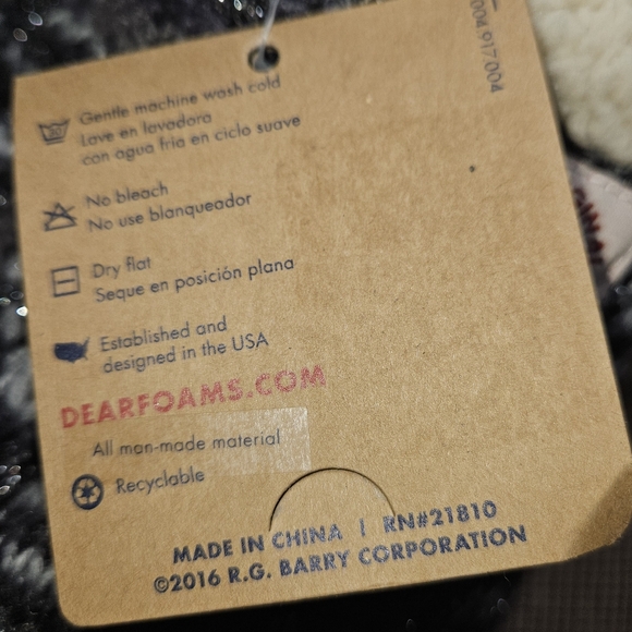 Dearfoams Slip Resistant Cable Knit Slipper Socks Sherpa Cuff Gray/Silver/Black - Picture 10 of 10